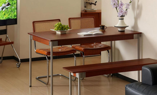 How Can You Spot a Well-Made Modern Dining Table Online Without Touching It?