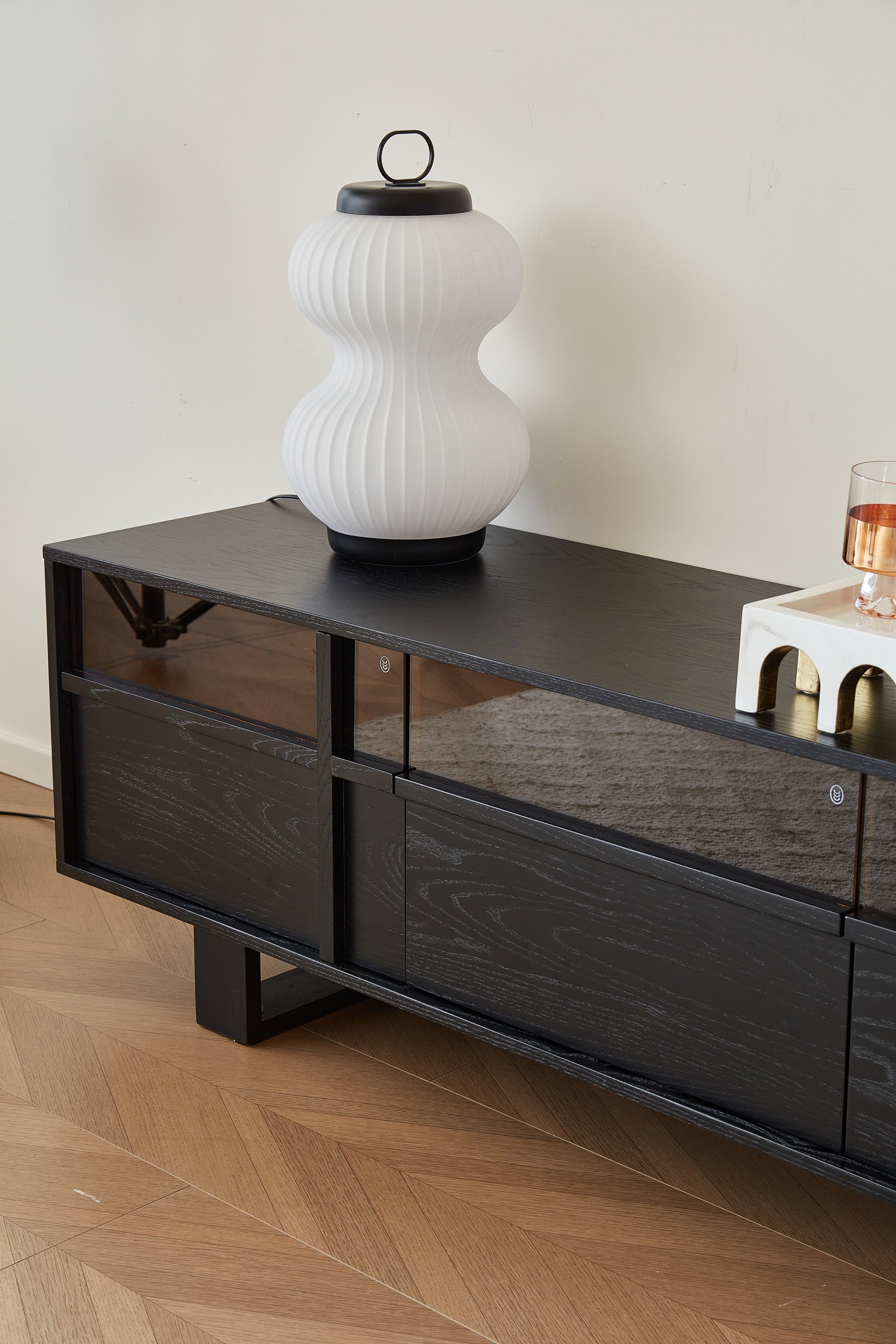 Chapterhome Axis Entertainment Unit