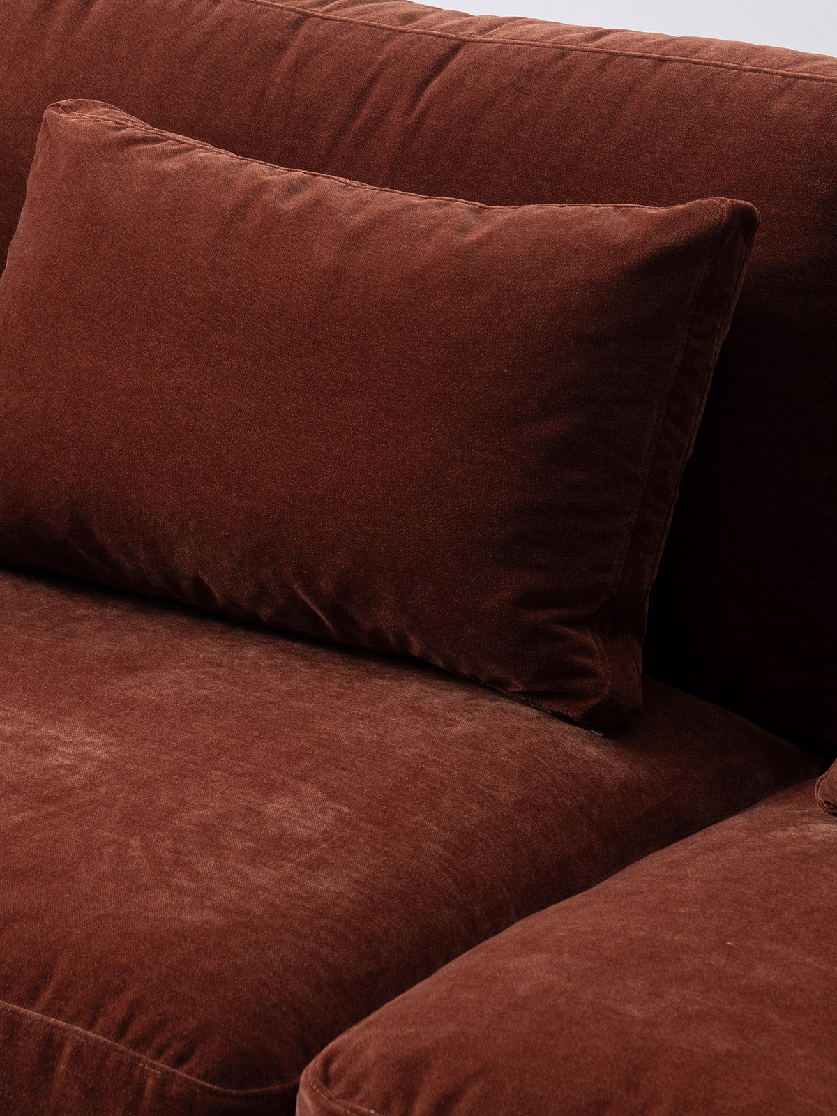 ChapterLiving Dora Sofa (L Shaped Corner Sofa With Right Chaise)