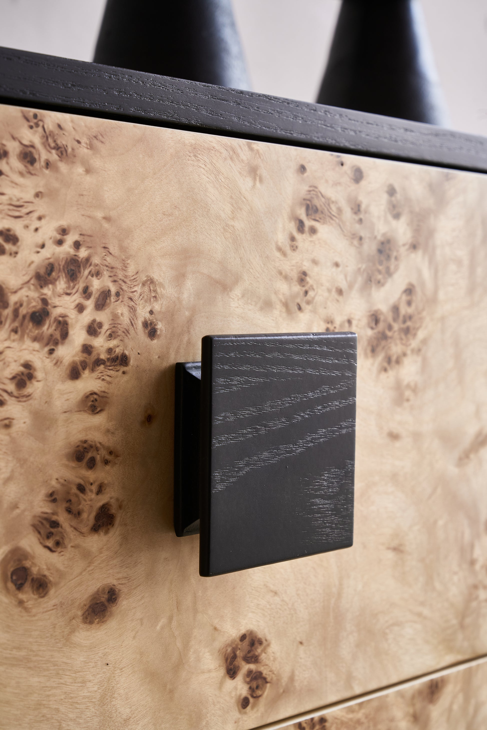 Chapterhome Noor Side Board