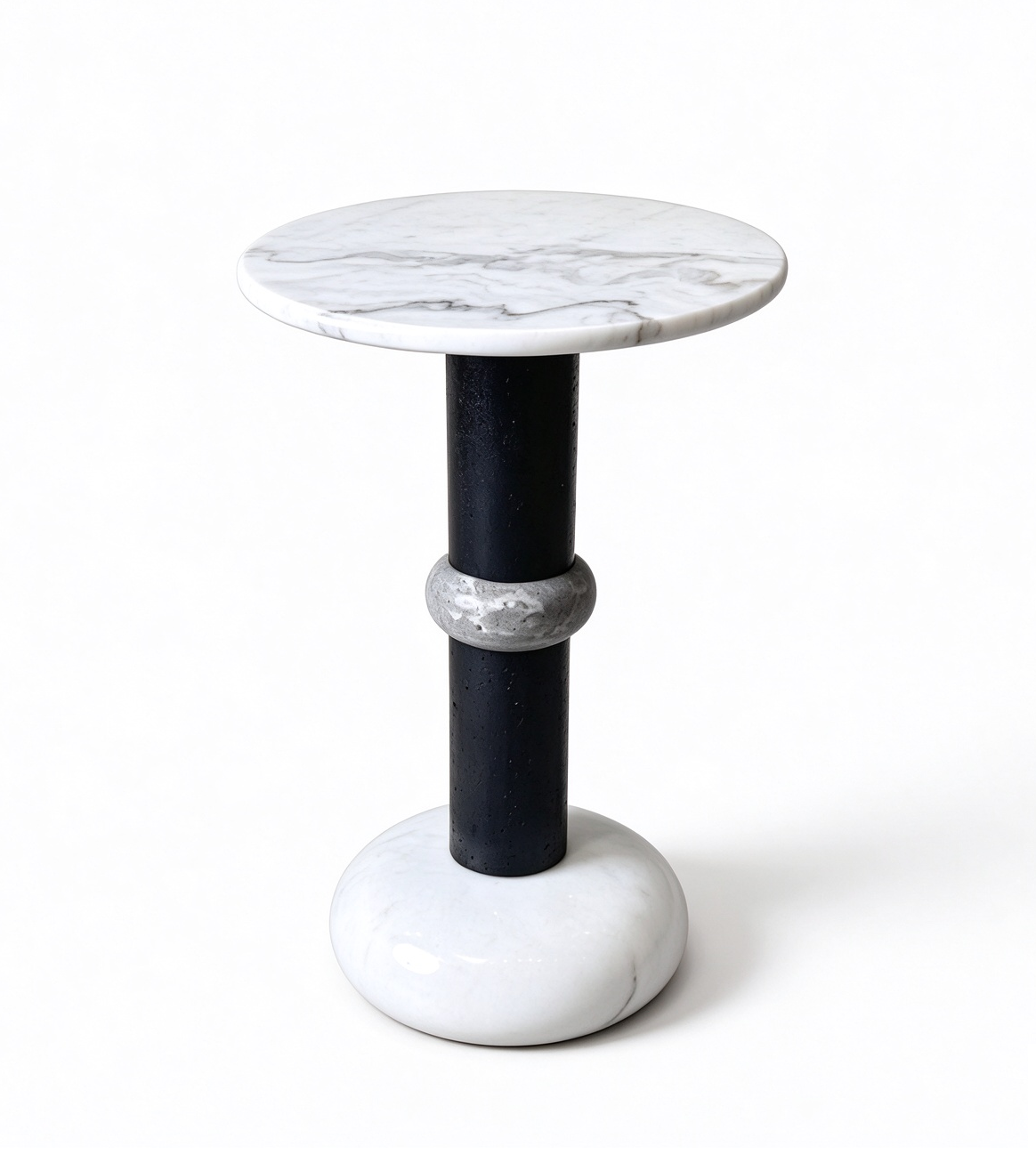 ChapterLiving Pebbla Round Side Table